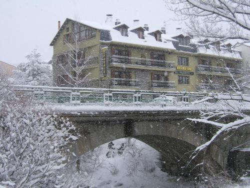 Hotel Llibrada Benasque Exterior foto