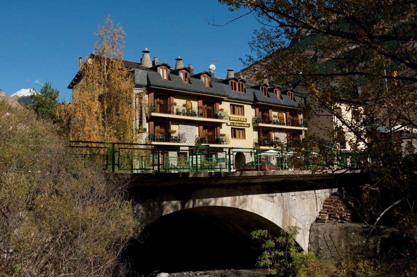 Hotel Llibrada Benasque Exterior foto